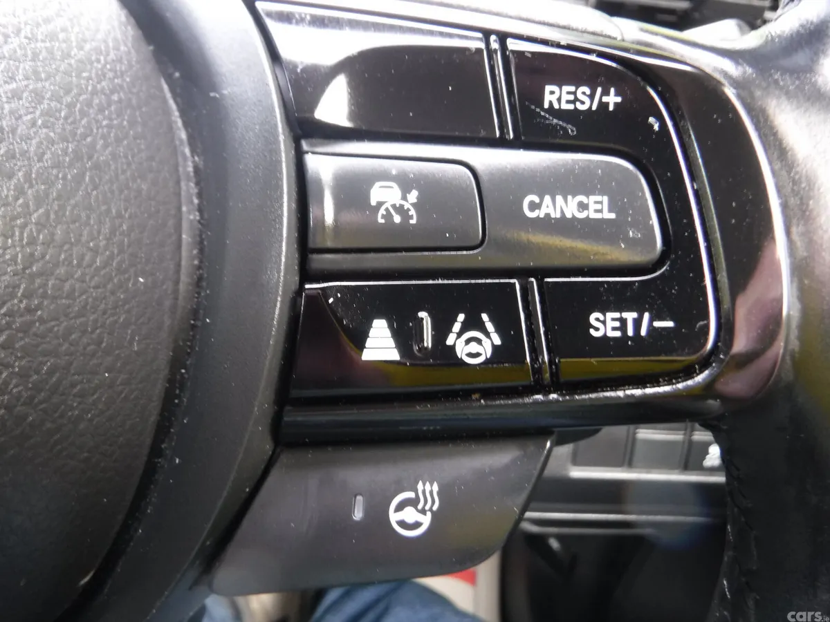 Honda Vezel SUV, Petrol Hybrid, 2021, Beige