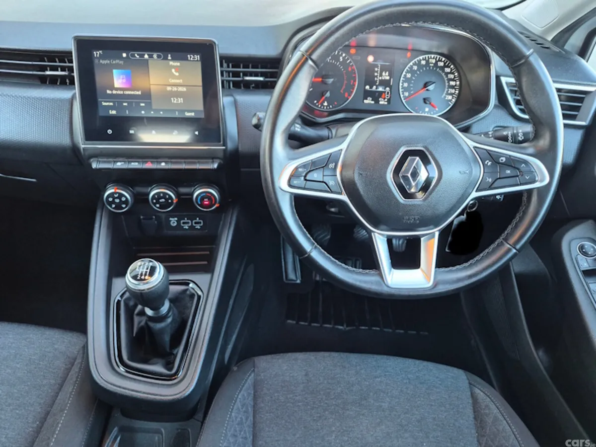 Renault Clio Hatchback, Petrol, 2023, White