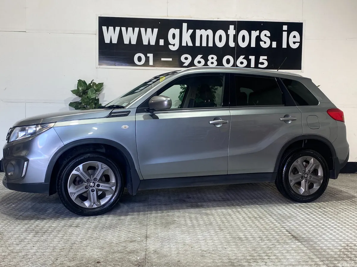 Suzuki Vitara SUV, Petrol, 2016, Grey