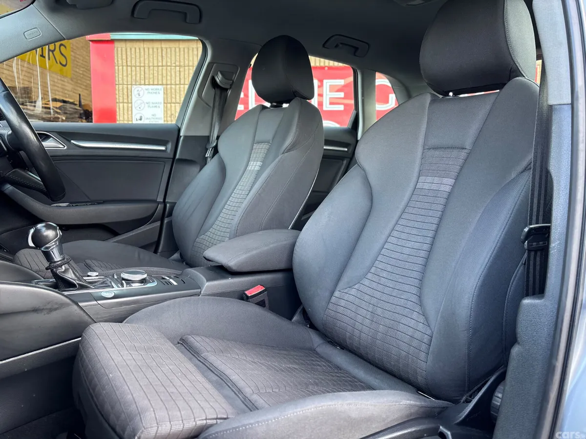 Audi A3 Hatchback, Petrol Plug-in Hybrid, 2017, Silver