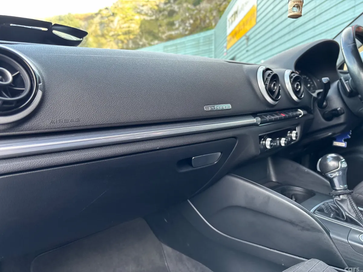 Audi A3 Hatchback, Petrol Plug-in Hybrid, 2017, Silver