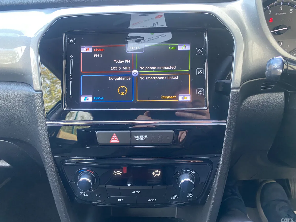 Suzuki Vitara SUV, Petrol, 2016, Grey