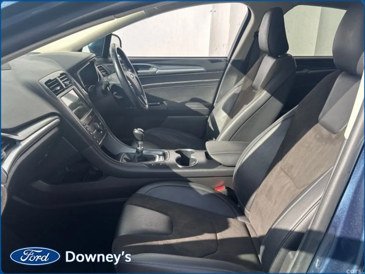 Ford Mondeo Hatchback, Diesel, 2020, Blue