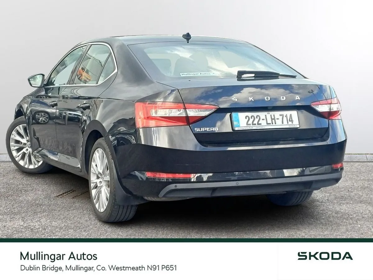 Skoda Superb Saloon, Petrol, 2022, Black