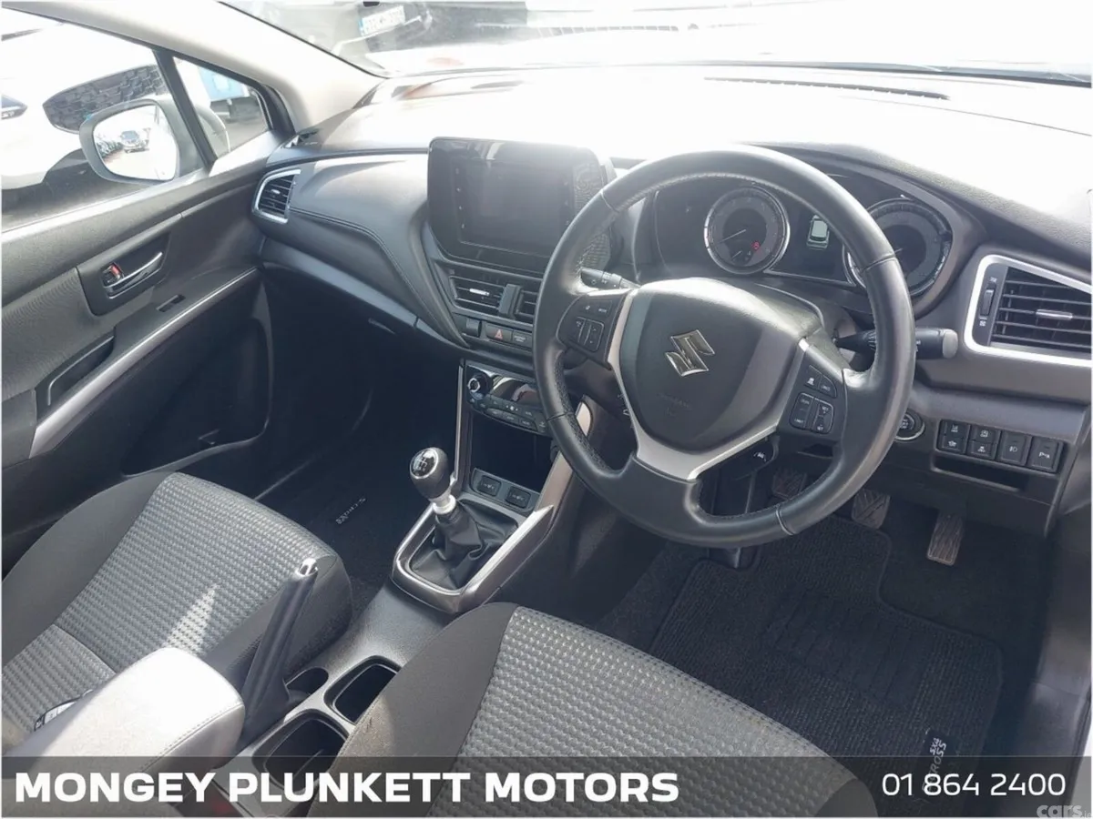 Suzuki SX4 S-Cross Hatchback, Petrol, 2022, White