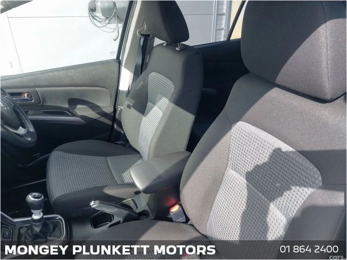 Suzuki SX4 S-Cross Hatchback, Petrol, 2022, White