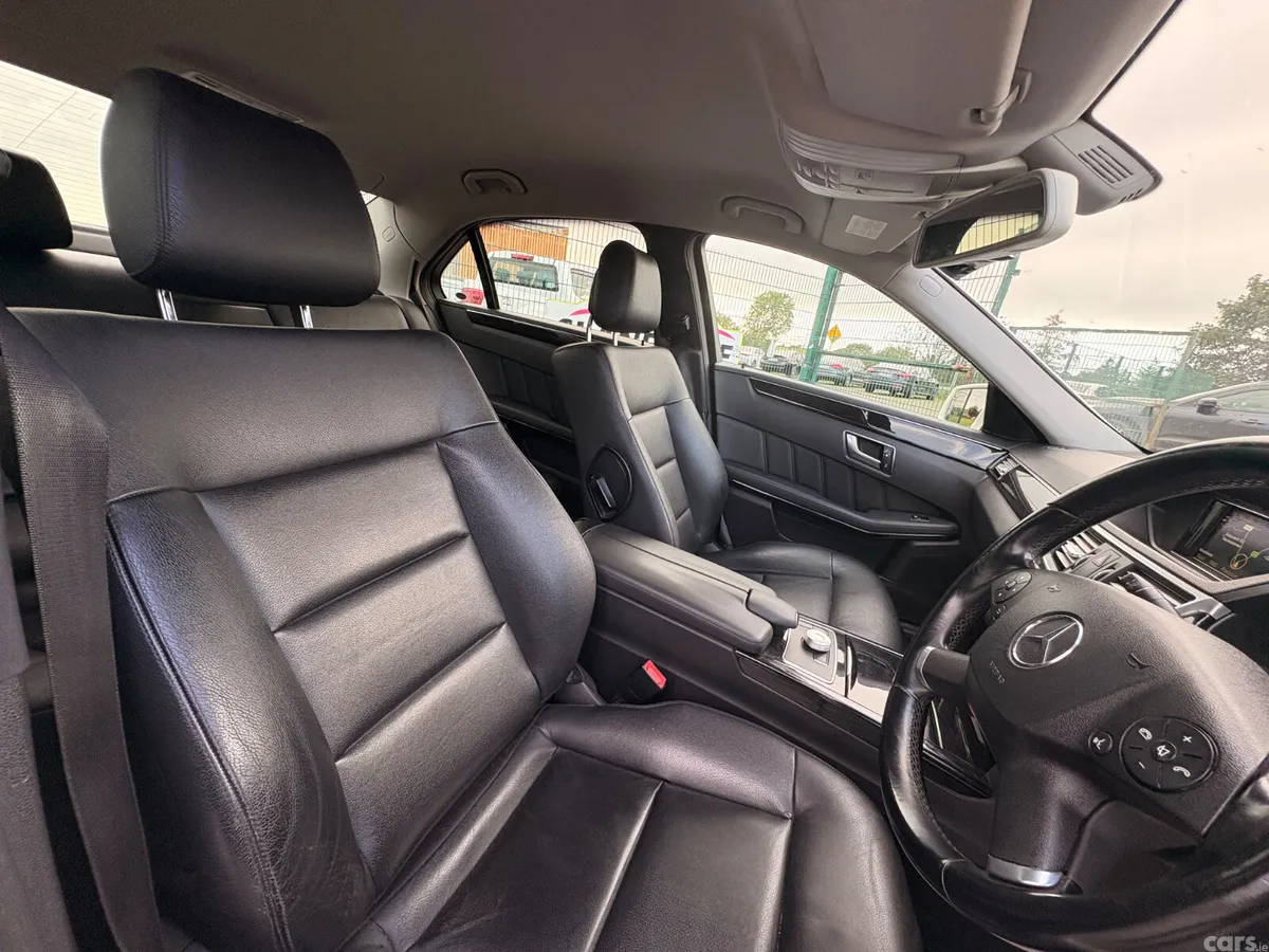Mercedes-Benz E-Class Saloon, Diesel, 2012, White