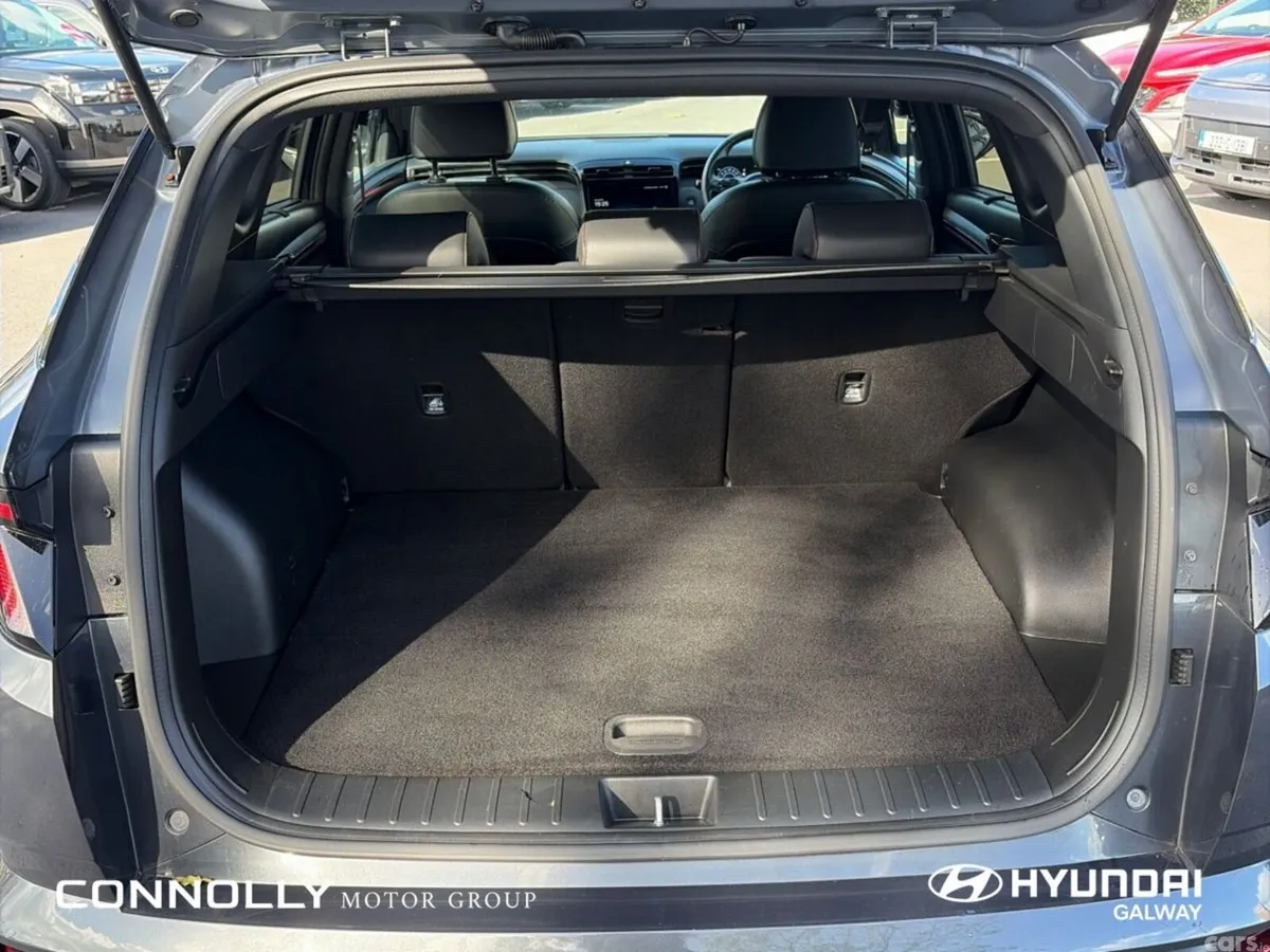 Hyundai Tucson SUV, Petrol Plug-in Hybrid, 2023, Grey