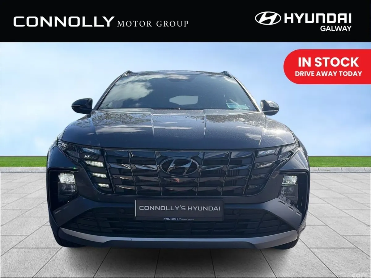 Hyundai Tucson SUV, Petrol Plug-in Hybrid, 2023, Grey