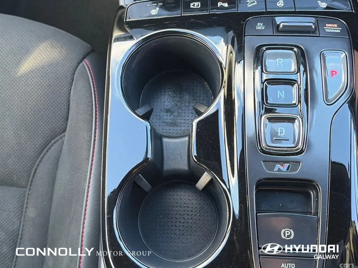 Hyundai Tucson SUV, Petrol Plug-in Hybrid, 2023, Grey