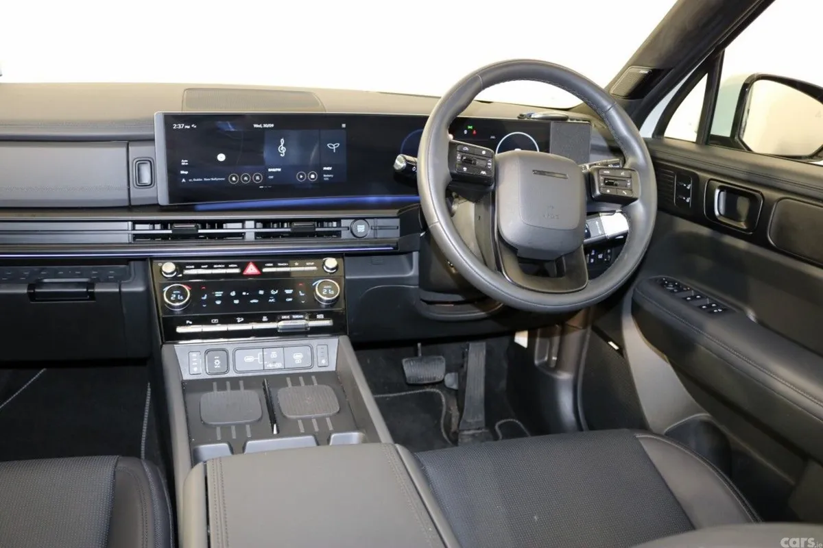 Hyundai Santa Fe SUV, Petrol Plug-in Hybrid, 2026, White