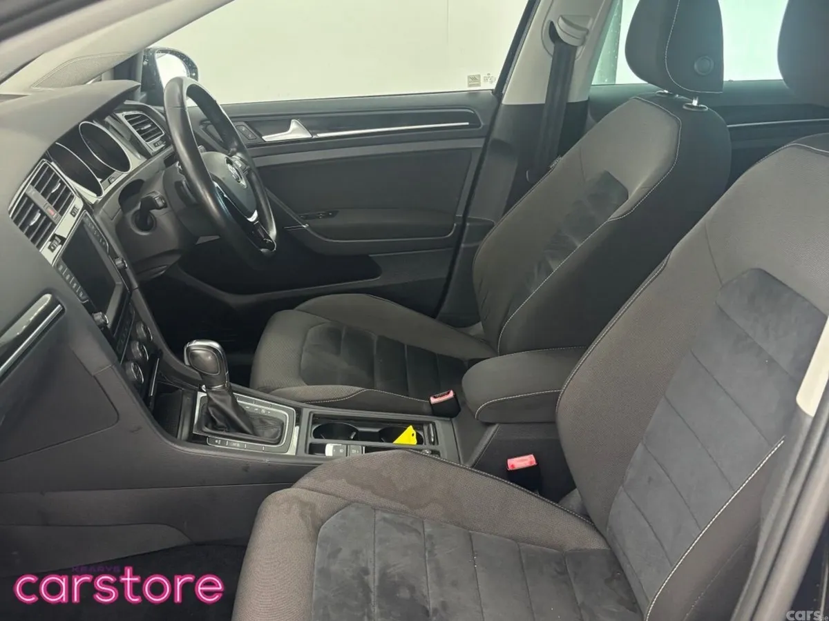 Volkswagen Golf Hatchback, Petrol, 2017, Black