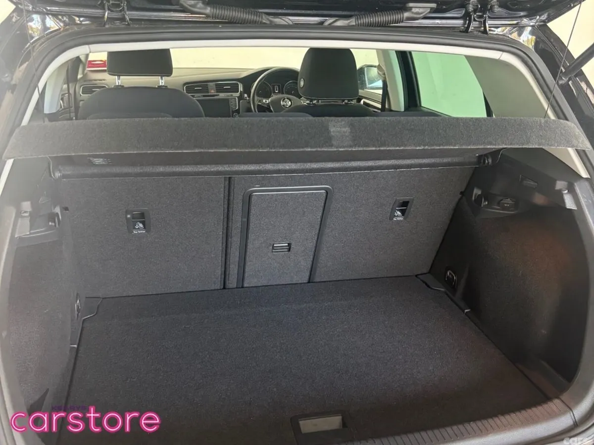 Volkswagen Golf Hatchback, Petrol, 2017, Black