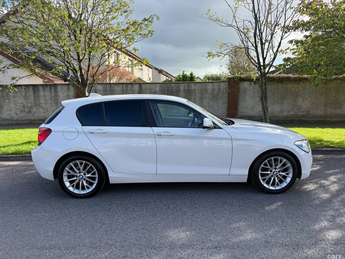 BMW 1-Series Hatchback, Petrol, 2013, White
