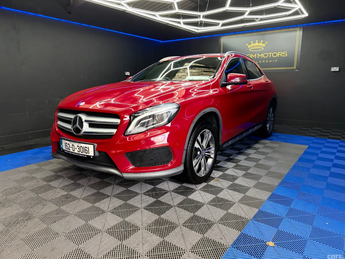 Mercedes-Benz GLA SUV, Diesel, 2015, Red