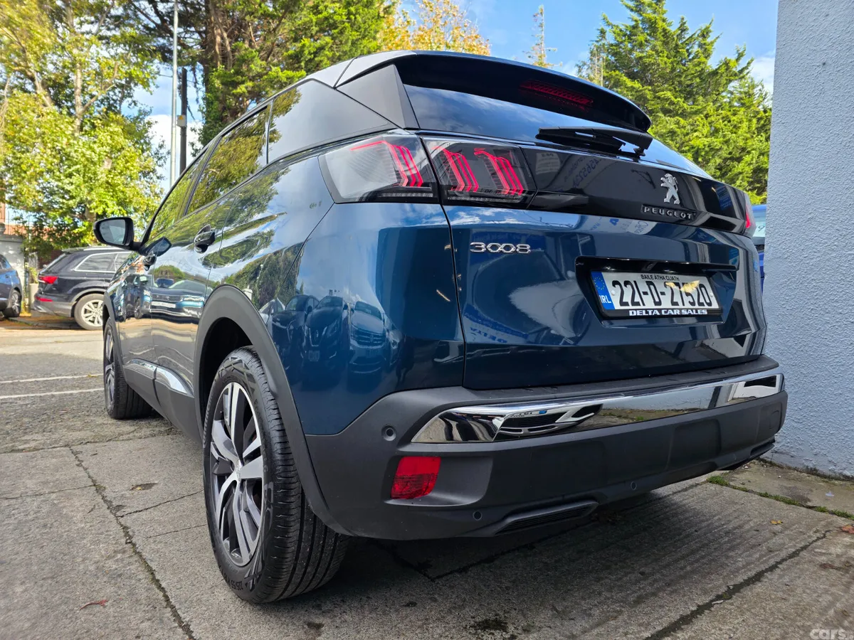 Peugeot 3008 MPV, Diesel, 2022, Blue