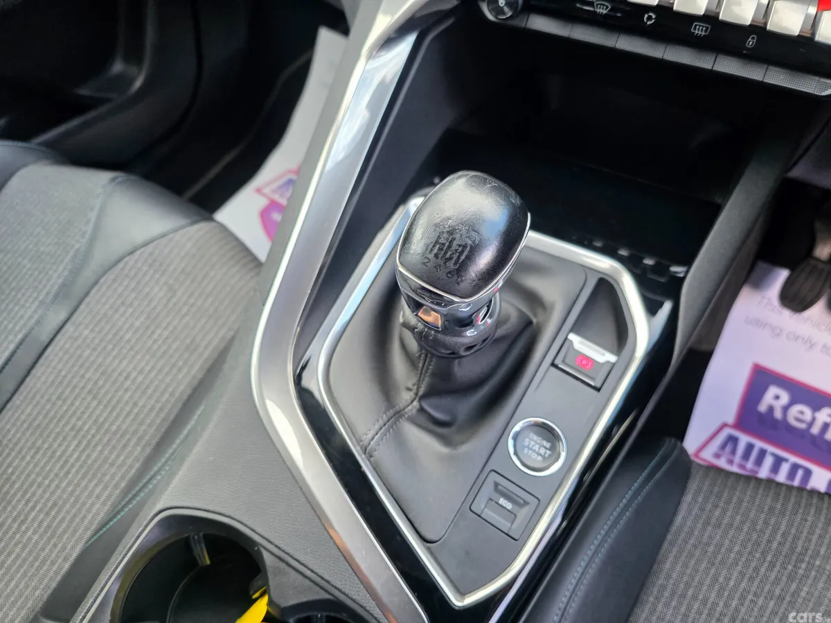 Peugeot 3008 MPV, Diesel, 2022, Blue
