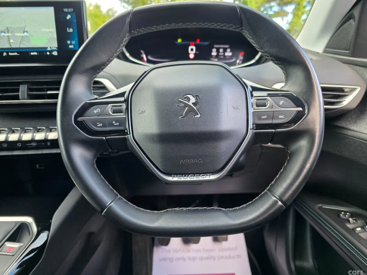 Peugeot 3008 MPV, Diesel, 2022, Blue