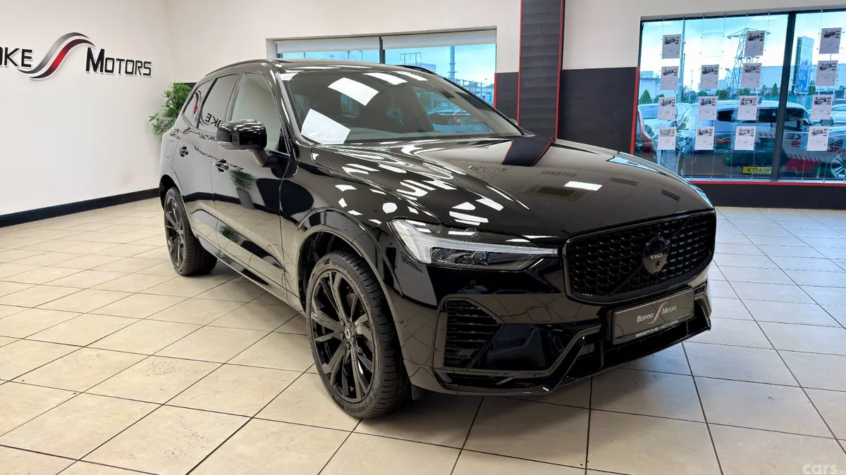 Volvo XC60 SUV, Petrol Hybrid, 2024, Black