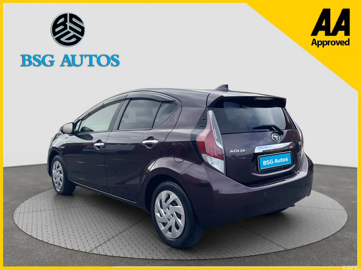 Toyota Aqua Hatchback, Petrol Hybrid, 2016, Red