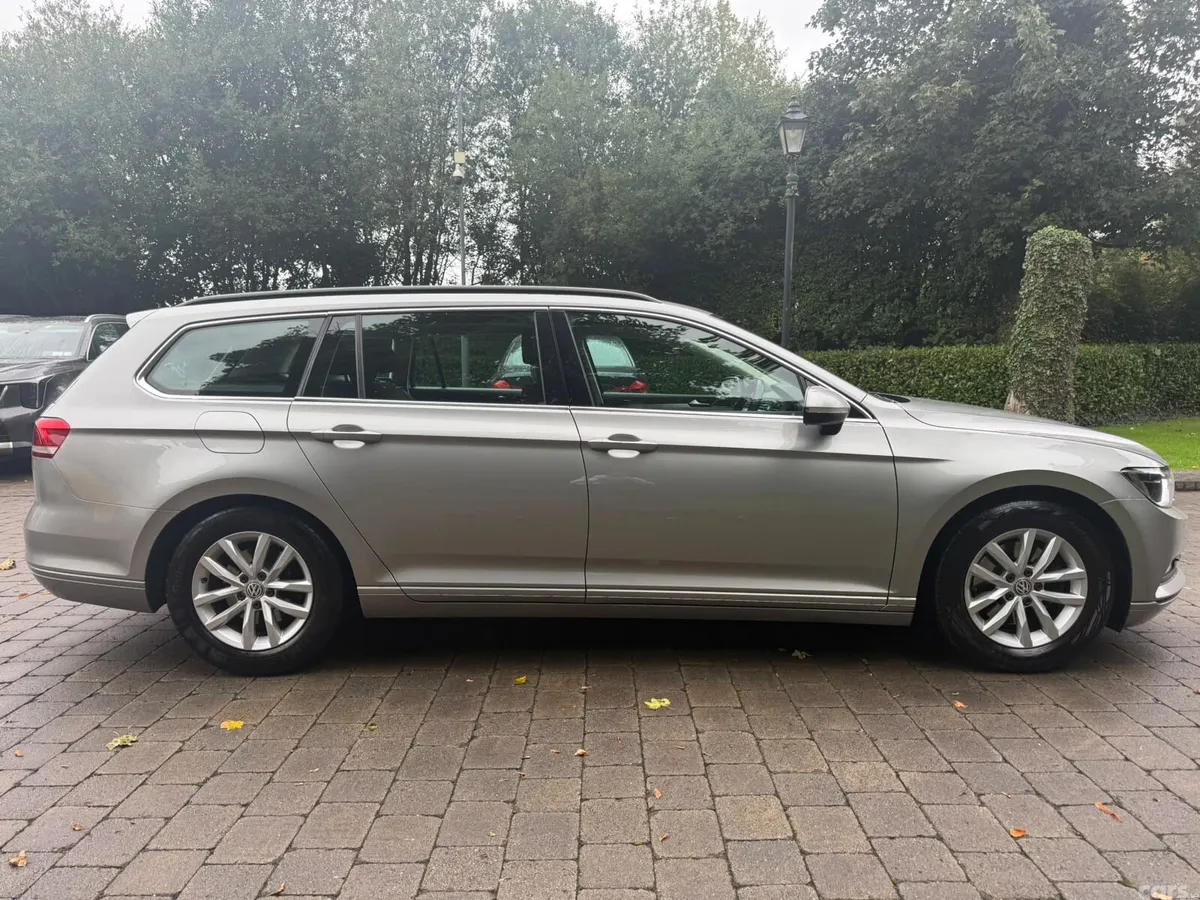 Volkswagen Passat Estate, Diesel, 2015, Silver