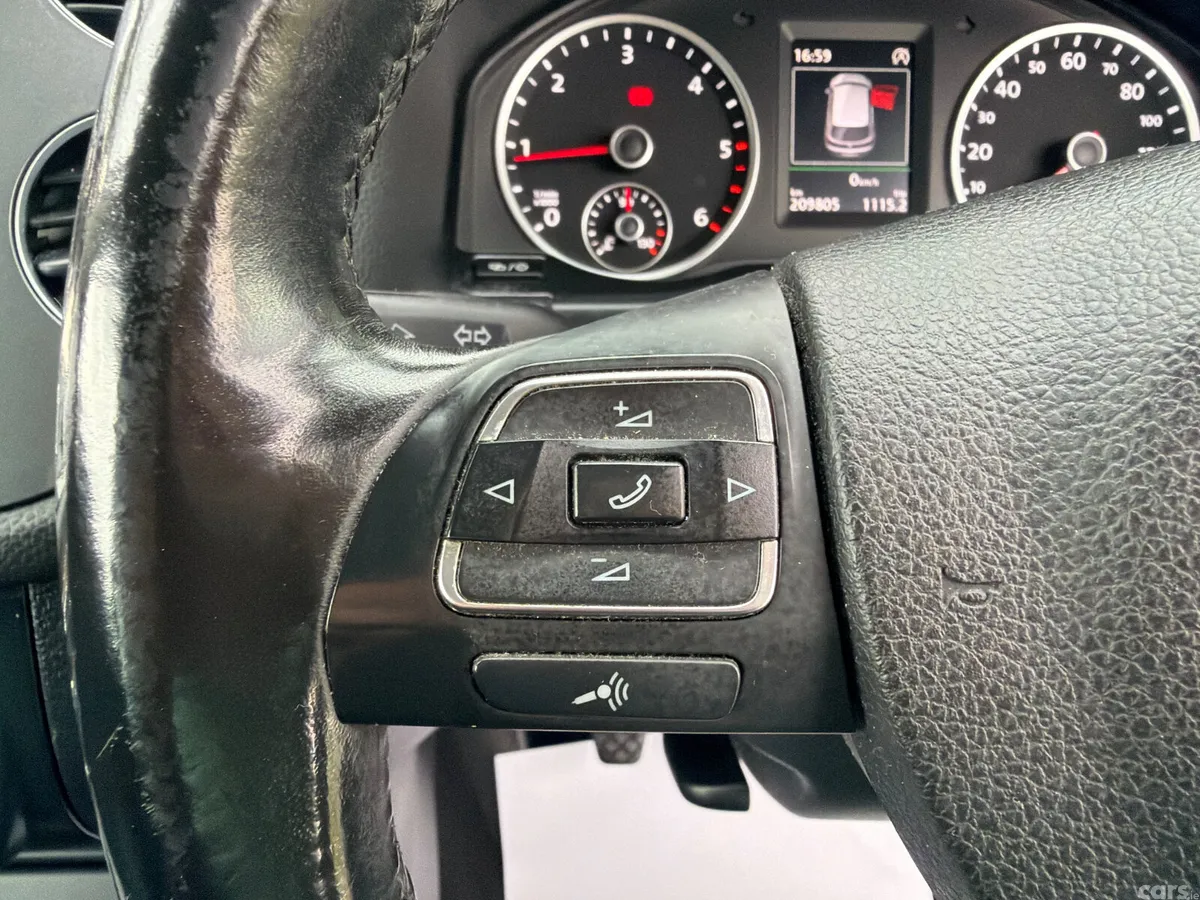 Volkswagen Tiguan SUV, Diesel, 2015, Black