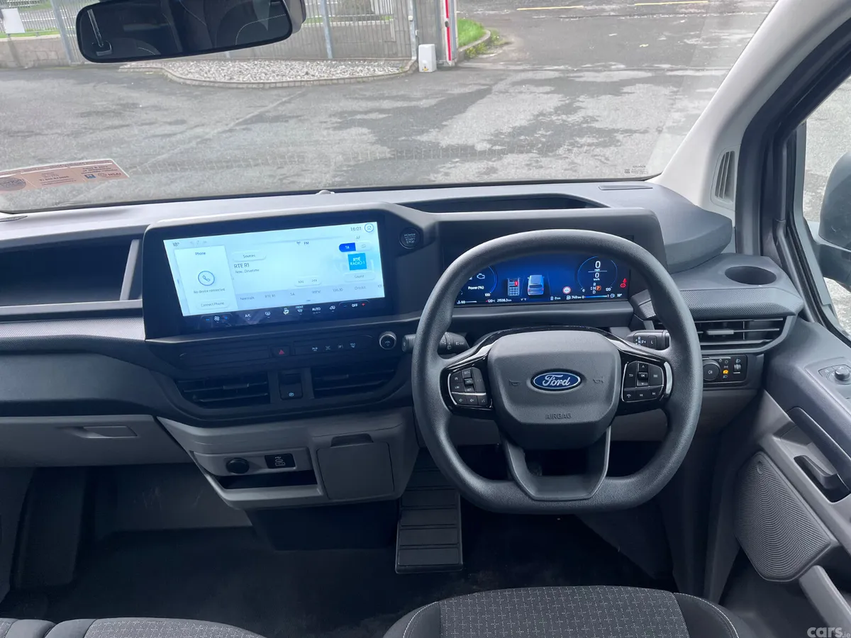 Ford Tourneo Custom MPV, Petrol Plug-in Hybrid, 2026, Grey