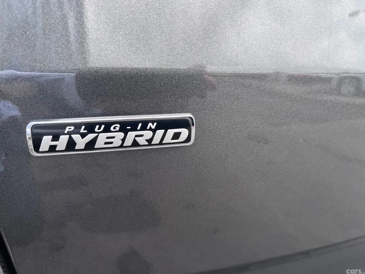 Ford Tourneo Custom MPV, Petrol Plug-in Hybrid, 2026, Grey