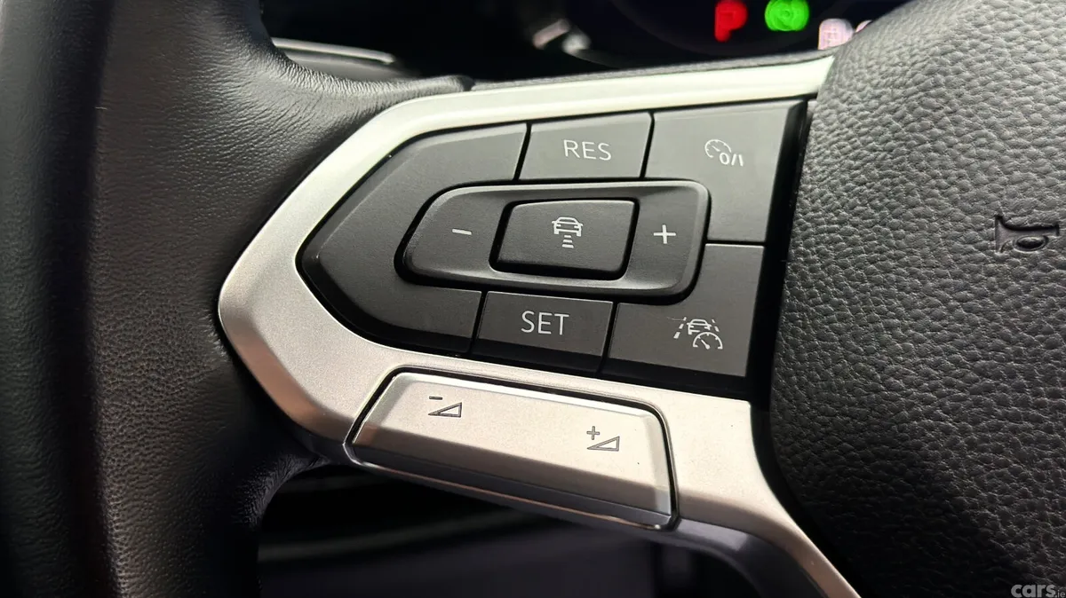 Volkswagen Golf Hatchback, Petrol Hybrid, 2021, White