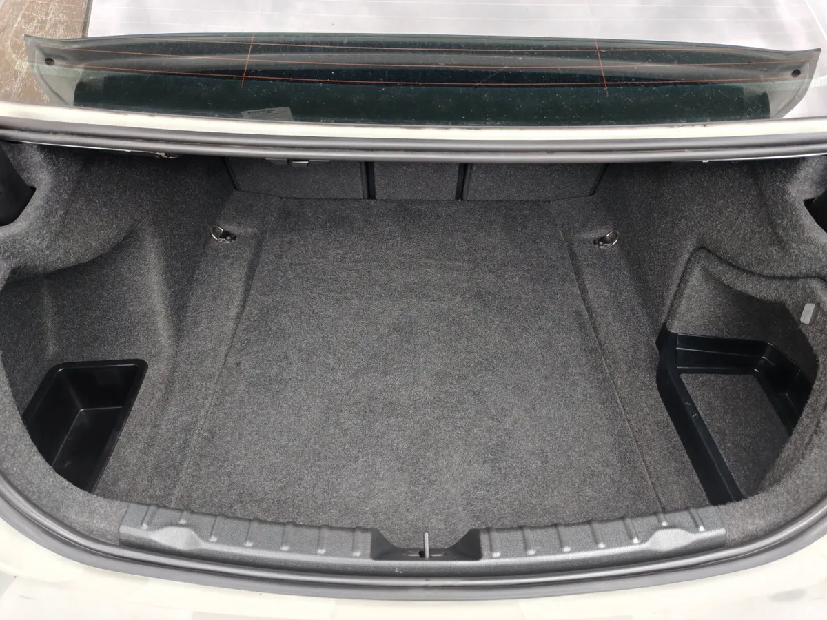 BMW 3-Series Saloon, Diesel, 2018, White