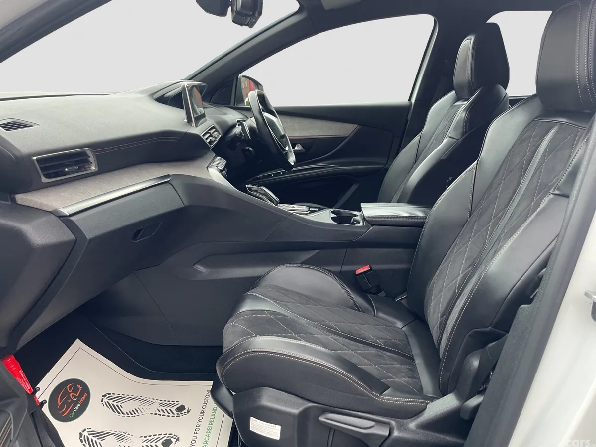 Peugeot 5008 SUV, Diesel, 2018, White
