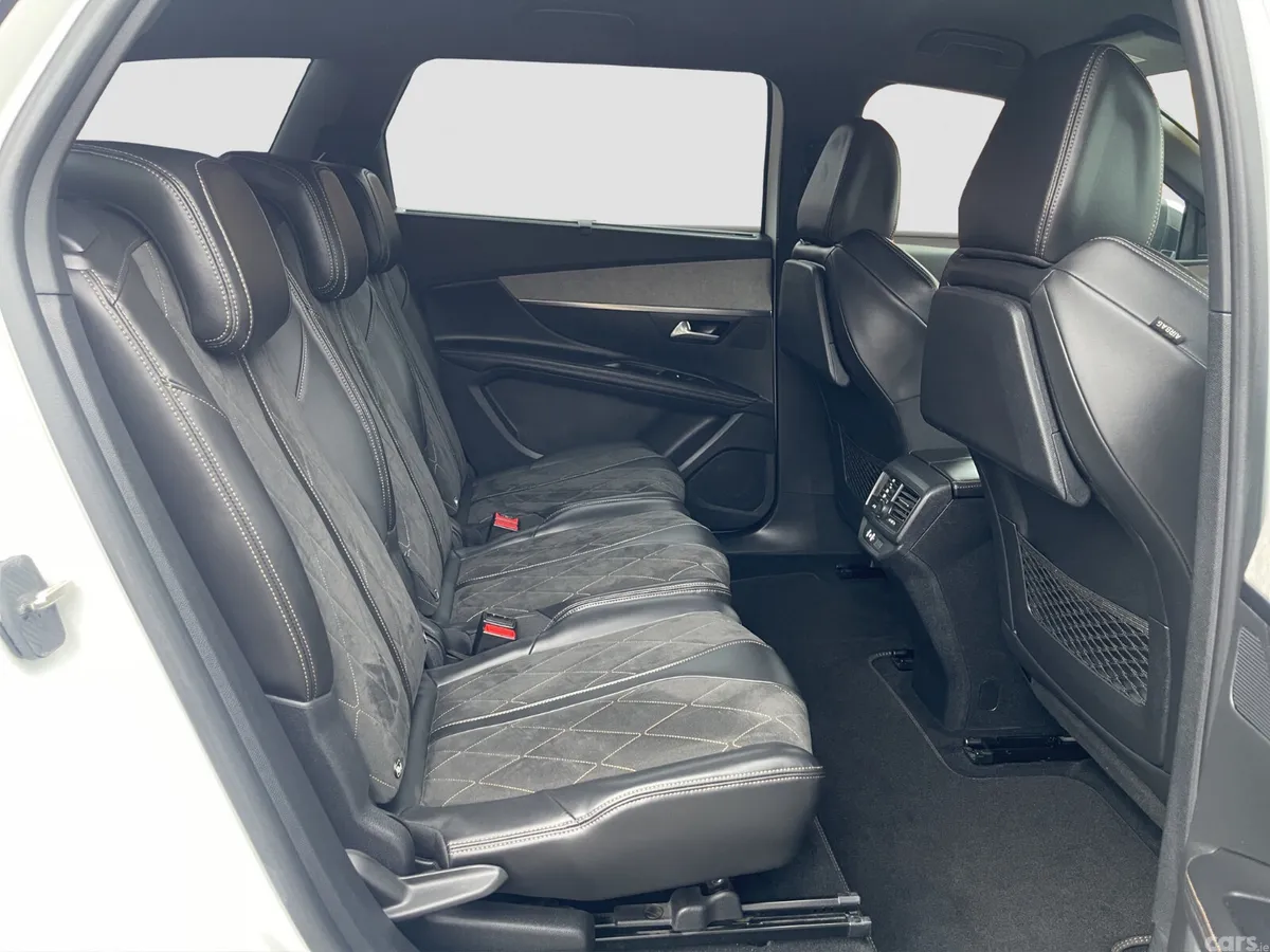 Peugeot 5008 SUV, Diesel, 2018, White