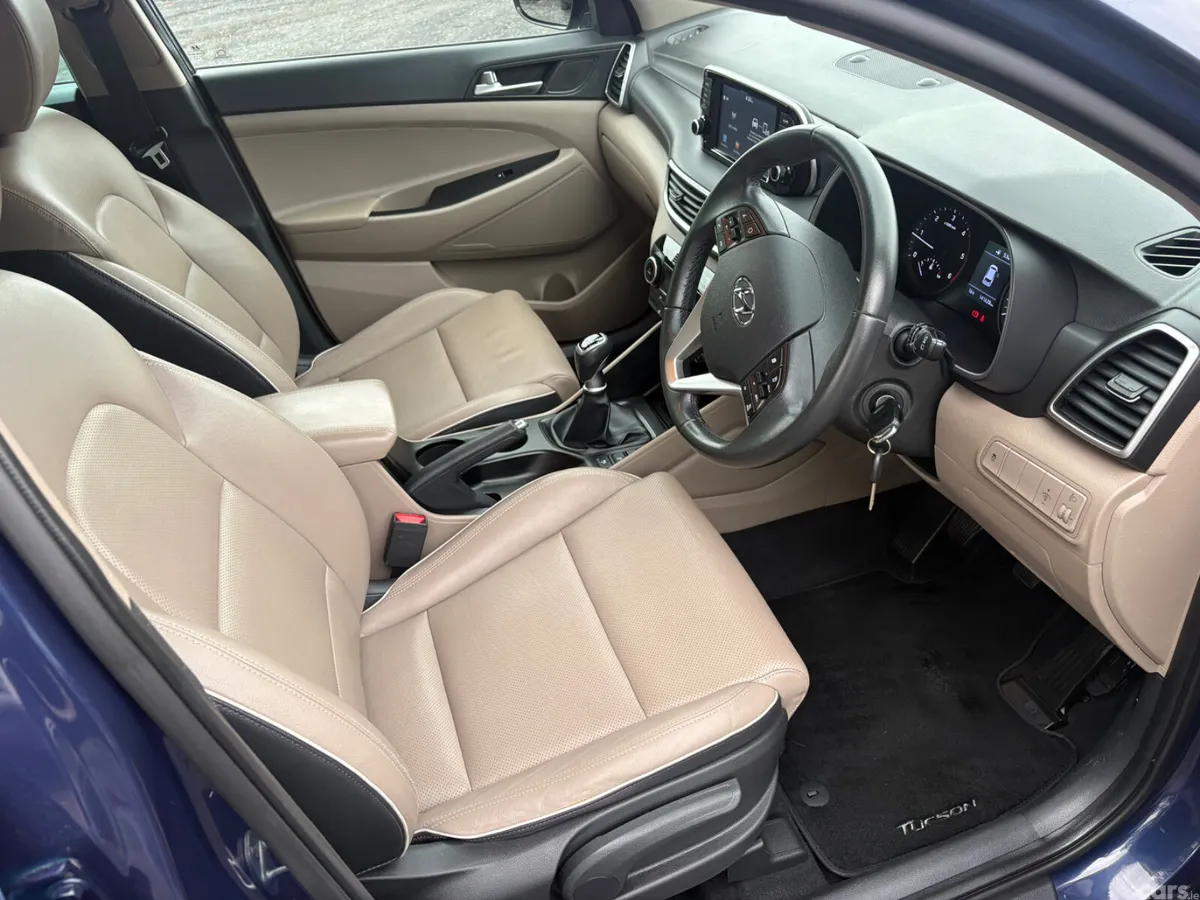 Hyundai Tucson SUV, Diesel, 2019, Blue