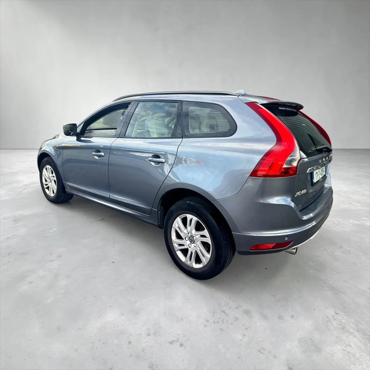 Volvo XC60 SUV, Diesel, 2017, Grey