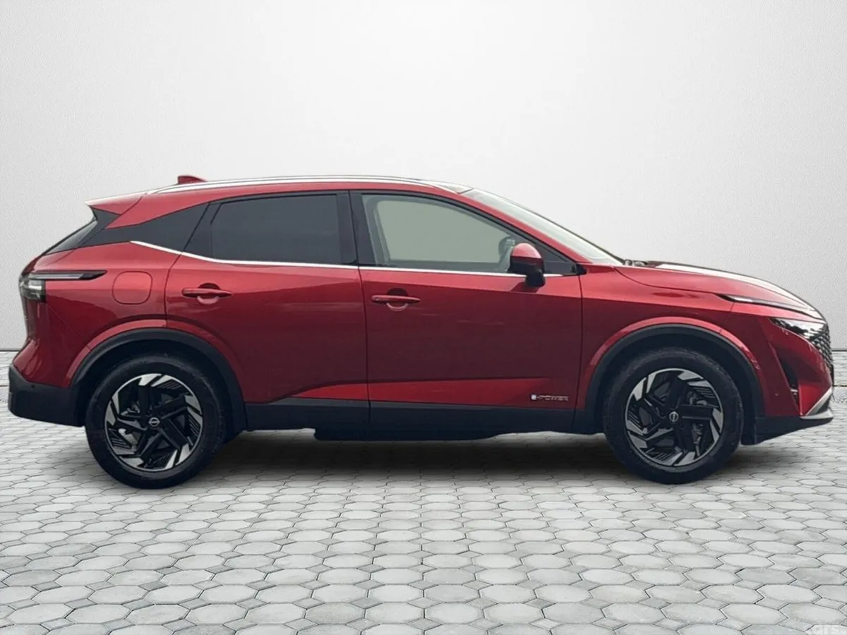Nissan Qashqai MPV, Petrol Hybrid, 2026, Red