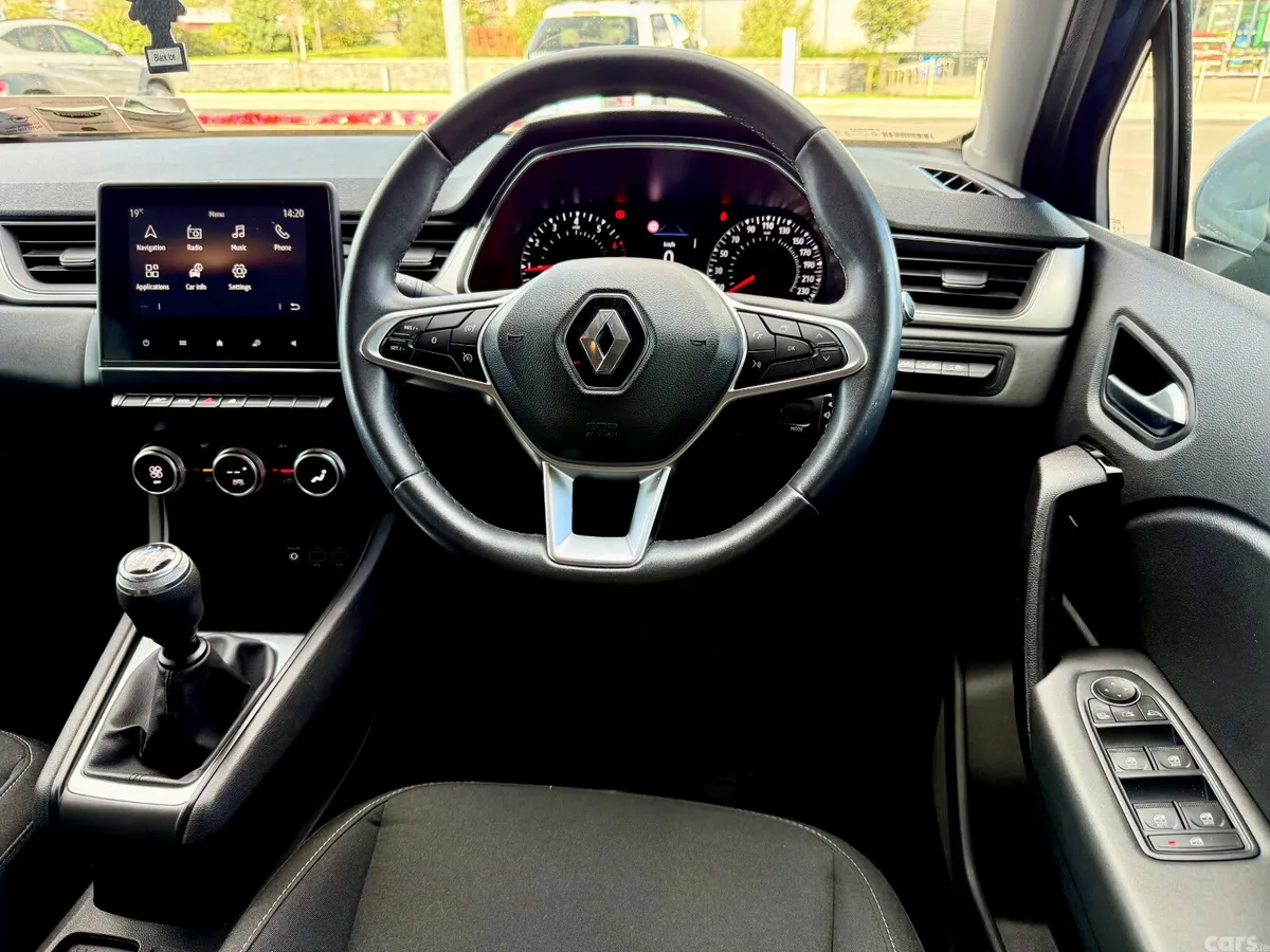 Renault Captur Hatchback, Petrol, 2020, Blue