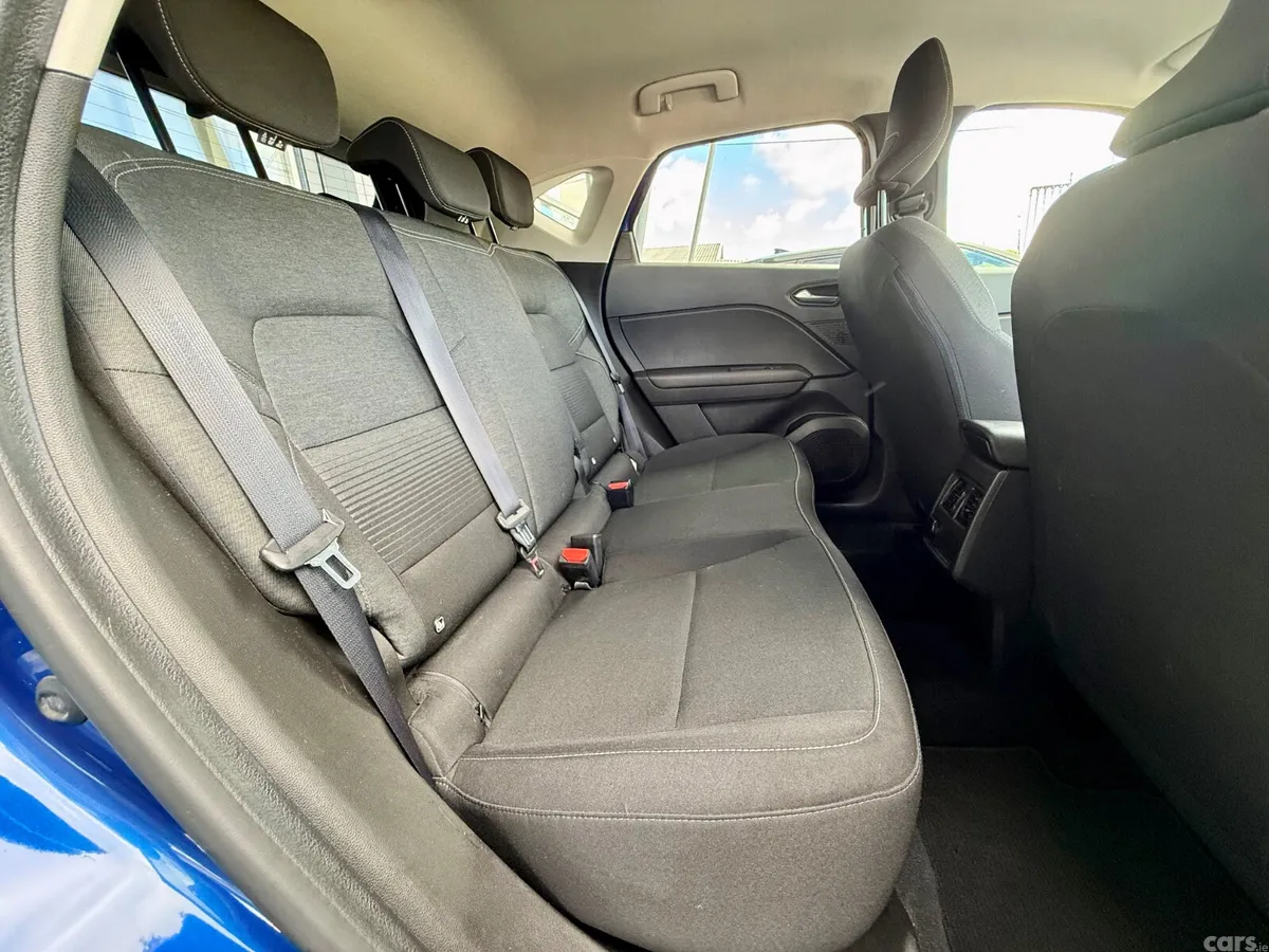 Renault Captur Hatchback, Petrol, 2020, Blue