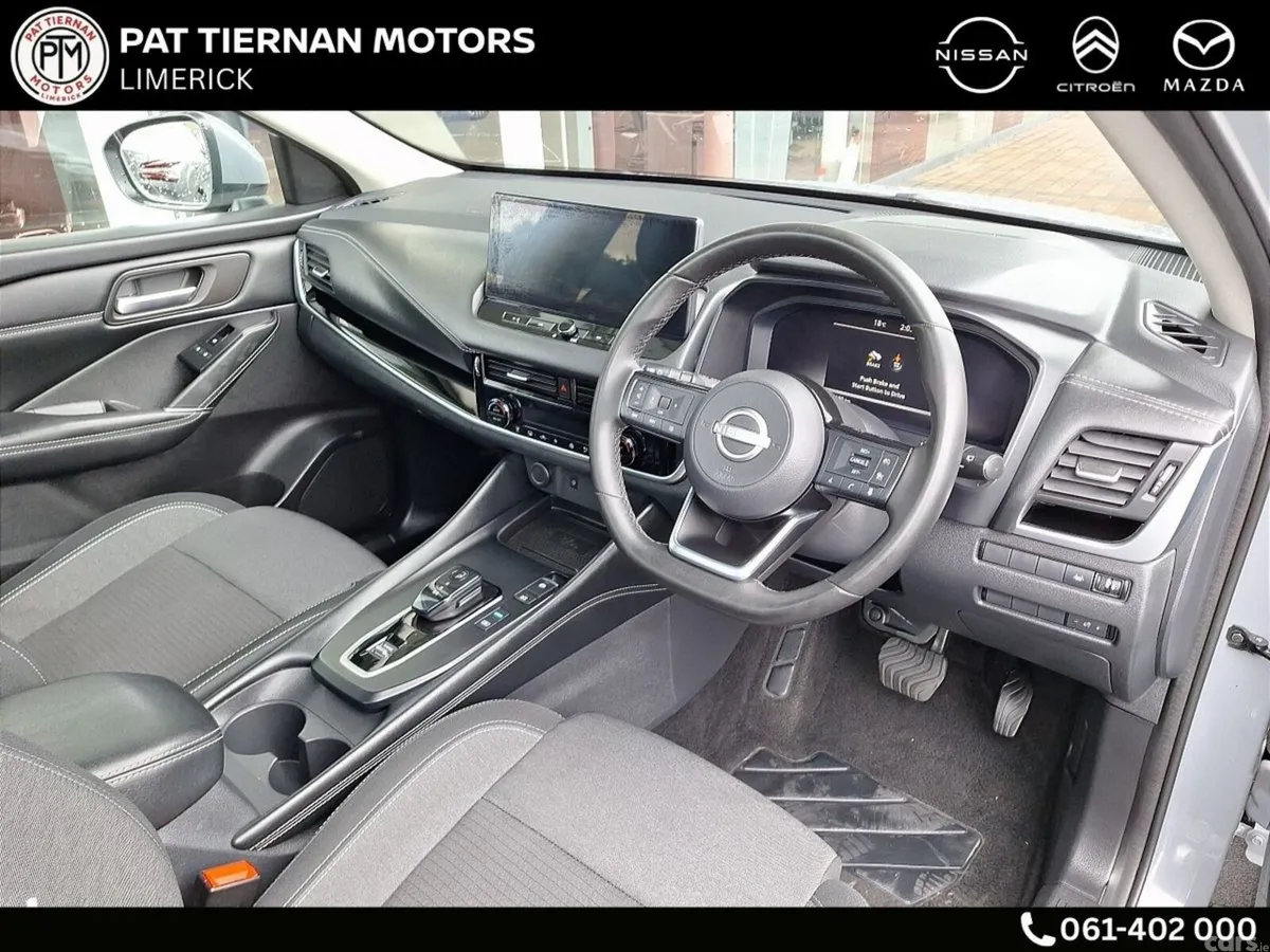 Nissan Qashqai MPV, Petrol, 2024, Grey