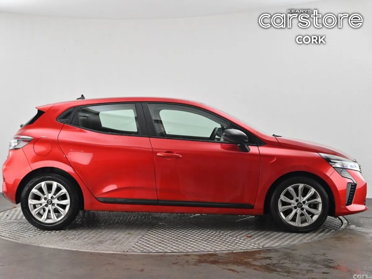 Renault Clio Hatchback, Petrol, 2024, Red