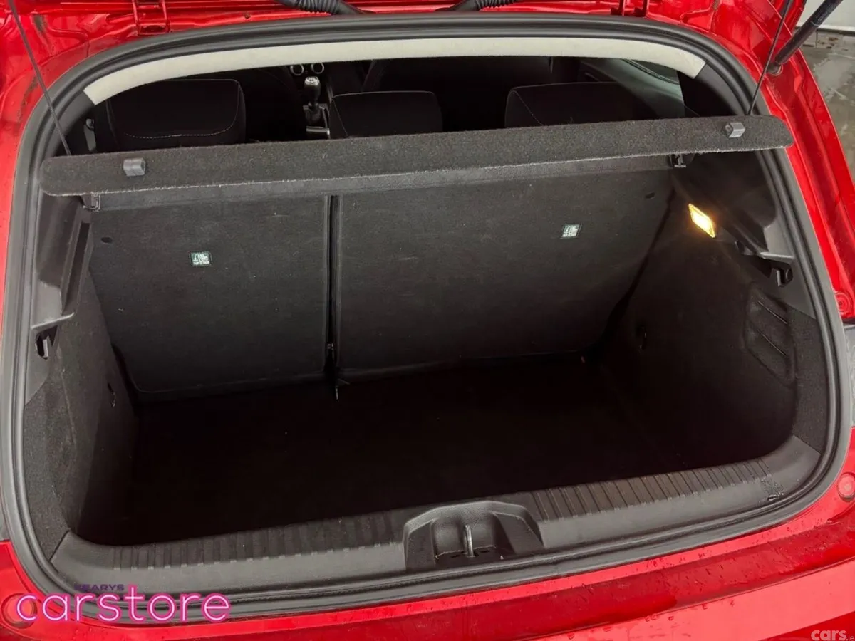 Renault Clio Hatchback, Petrol, 2024, Red