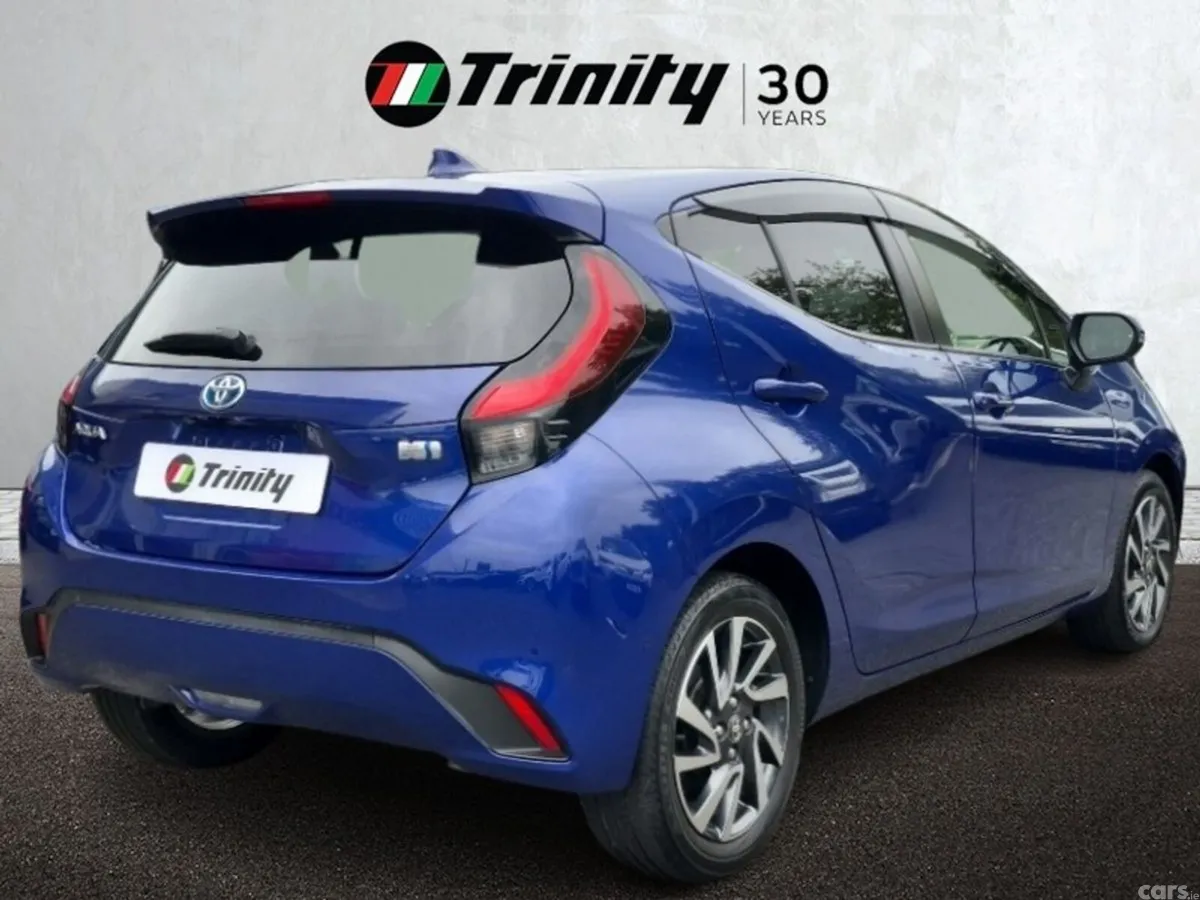 Toyota Aqua Hatchback, Petrol Hybrid, 2022, Blue