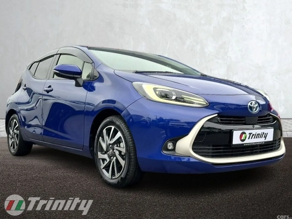 Toyota Aqua Hatchback, Petrol Hybrid, 2022, Blue
