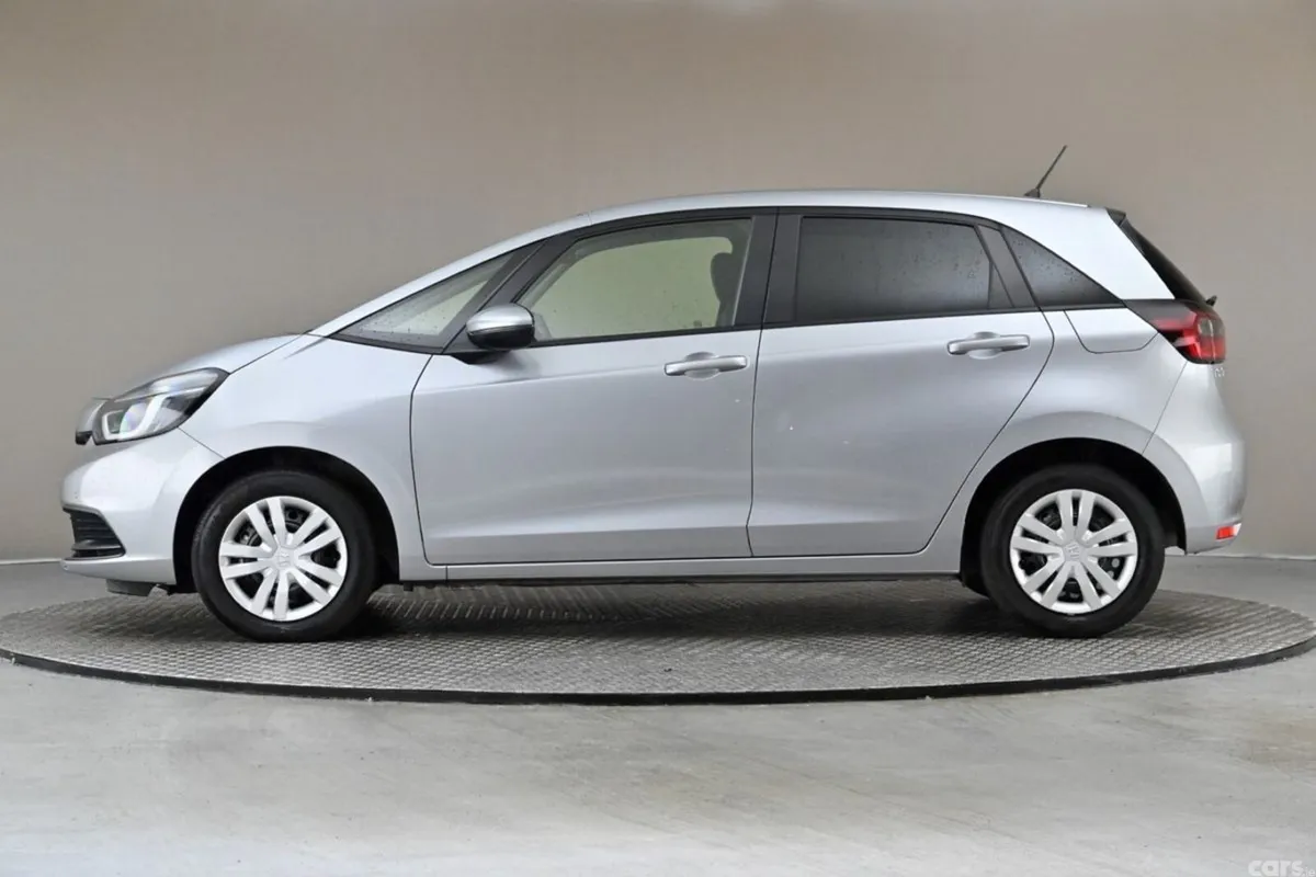 Honda Fit Hatchback, Petrol Hybrid, 2023, Silver