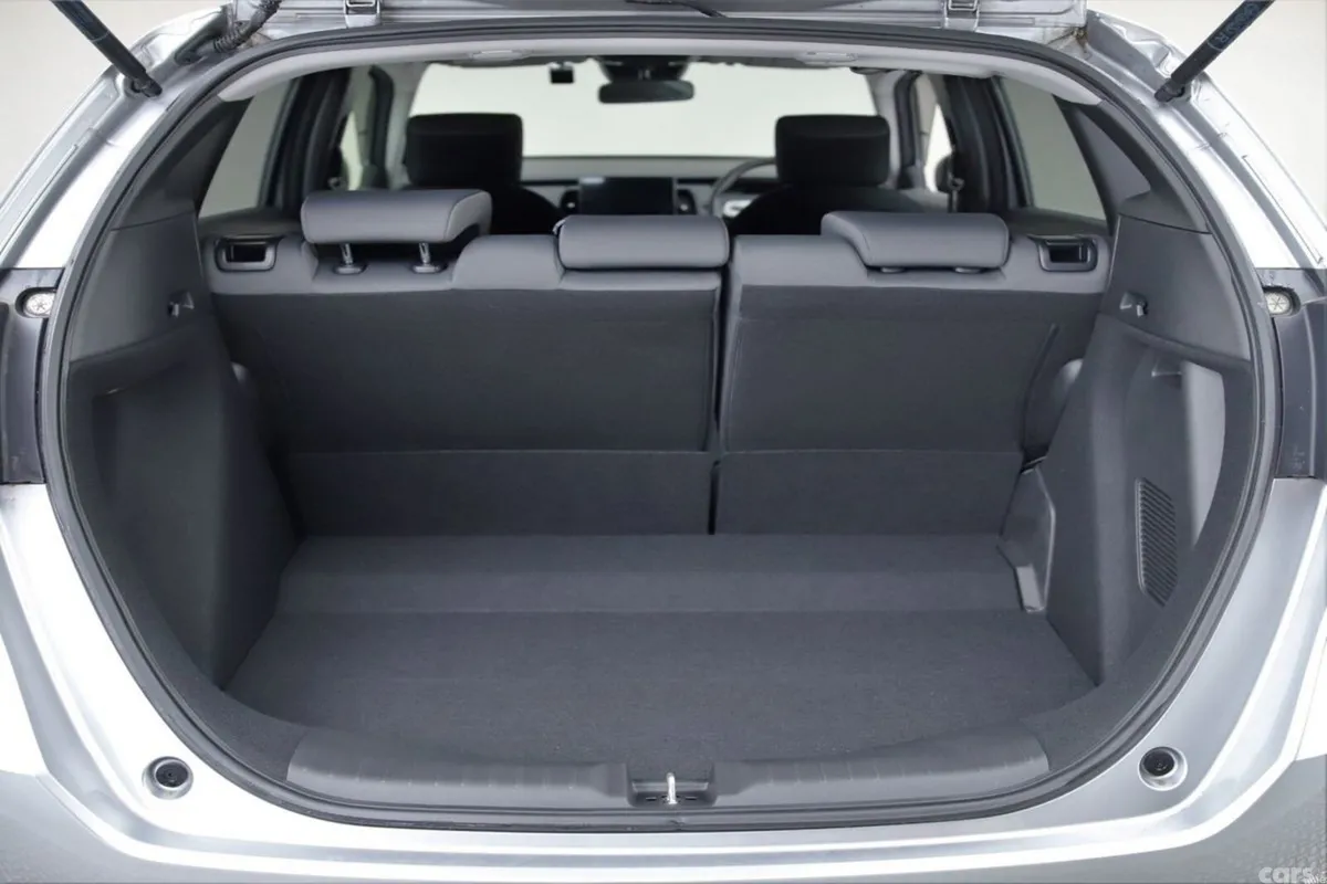 Honda Fit Hatchback, Petrol Hybrid, 2023, Silver