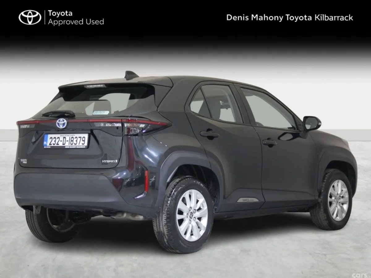 Toyota Yaris Cross Hatchback, Petrol Hybrid, 2023, Black
