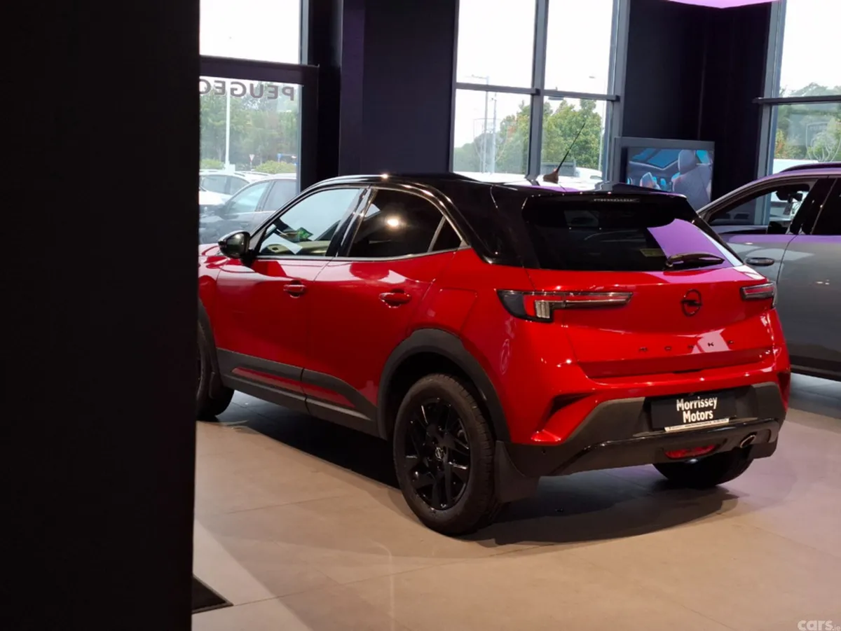 Opel Mokka MPV, Diesel, 2022, Red