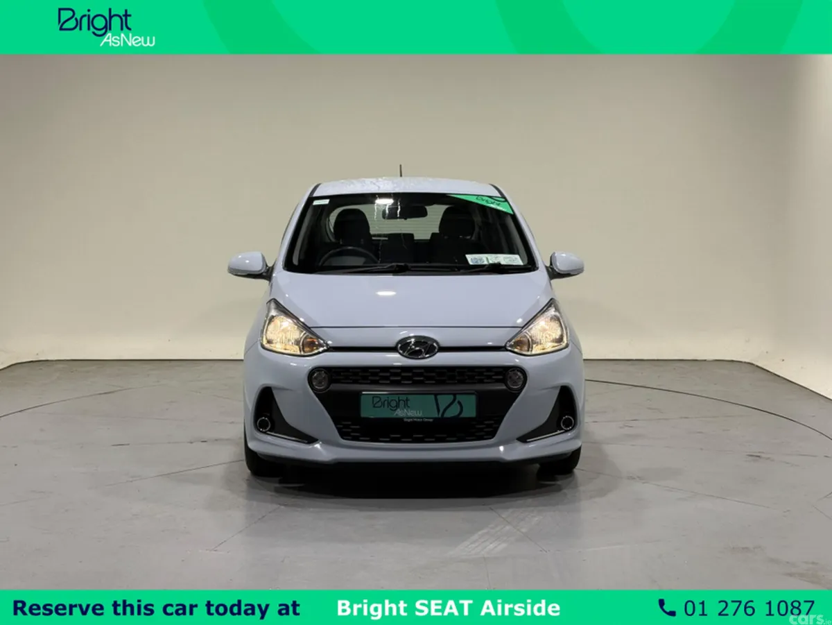 Hyundai i10 Hatchback, Petrol, 2019, Blue