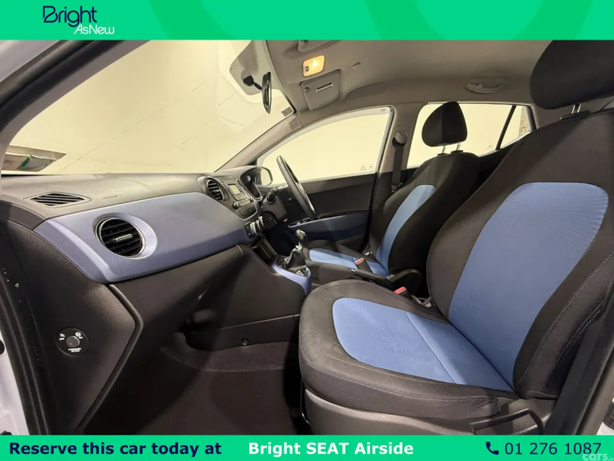 Hyundai i10 Hatchback, Petrol, 2019, Blue