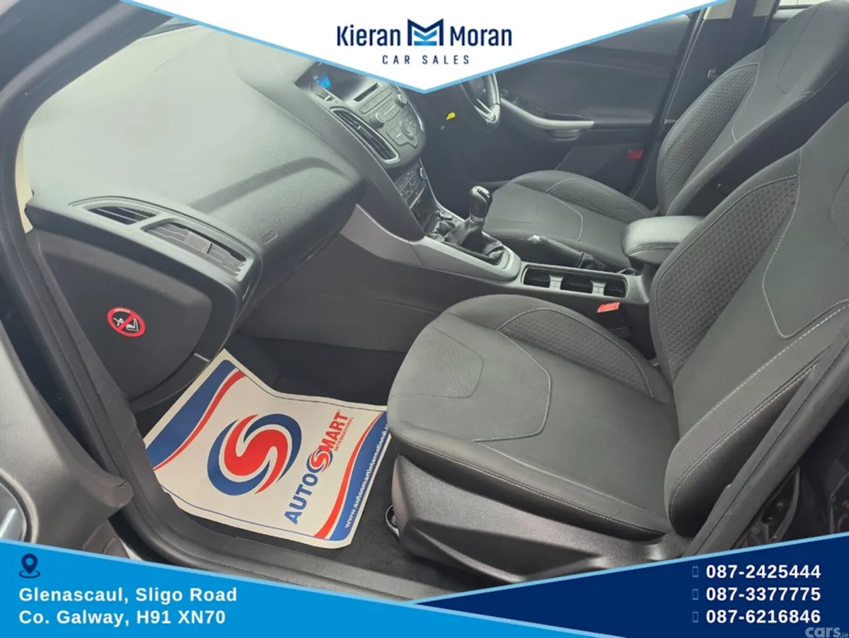 Ford Focus Hatchback, Petrol, 2015, Black