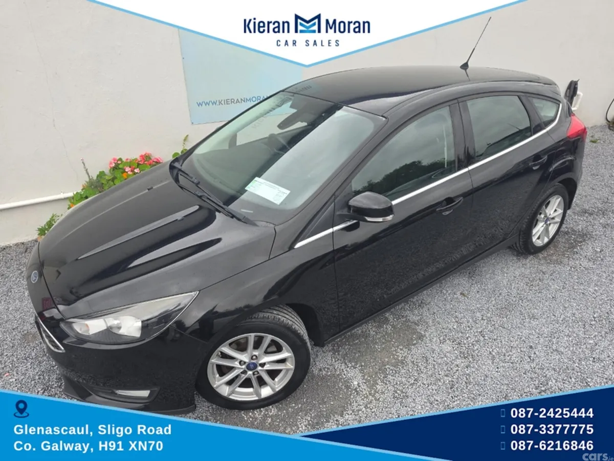 Ford Focus Hatchback, Petrol, 2015, Black